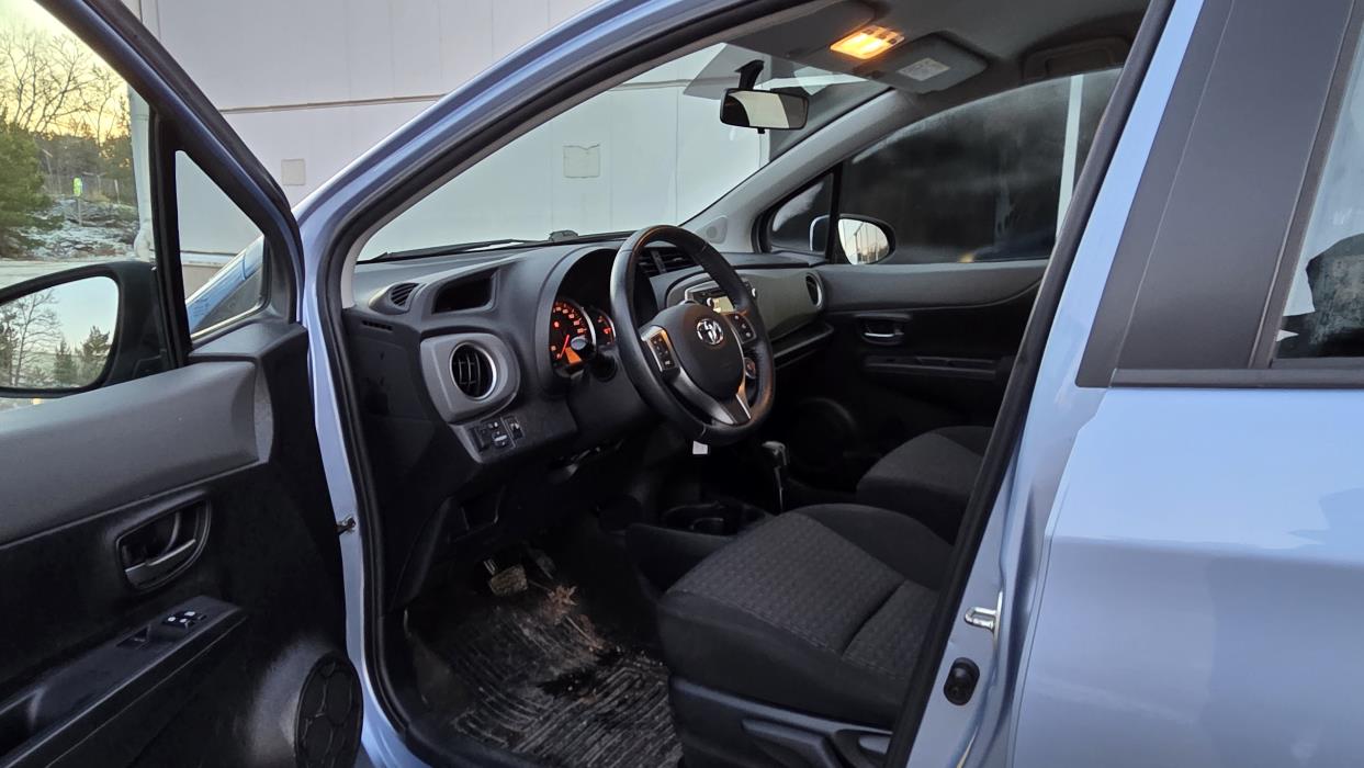 Toyota Yaris 2014