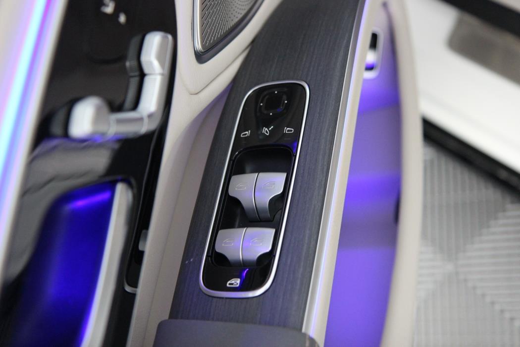 Mercedes-Benz EQS 2024