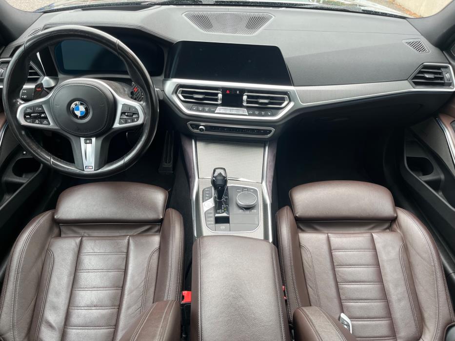 BMW 330 2021