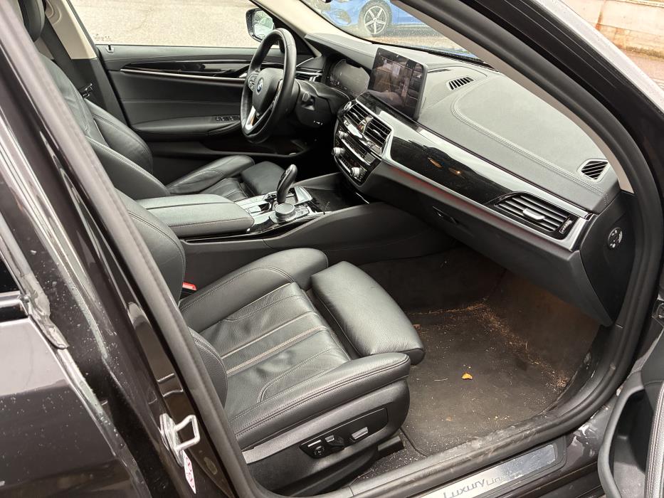 BMW 530 2021