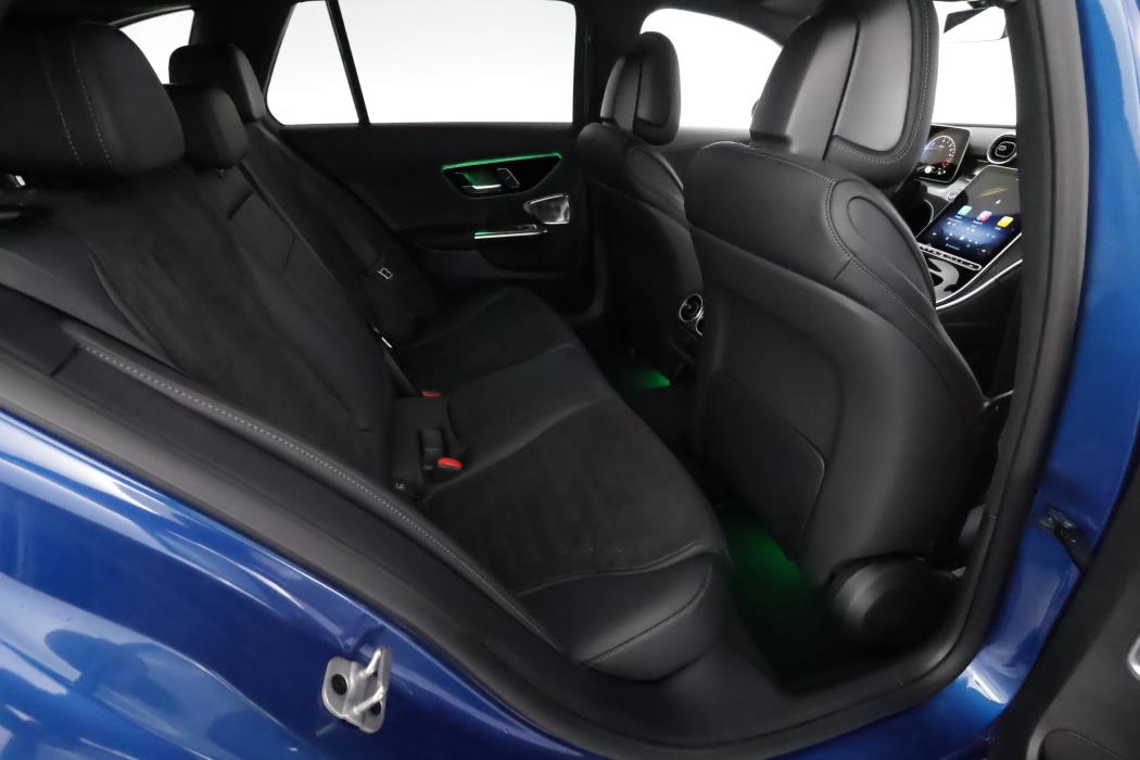 Mercedes-Benz C 2025