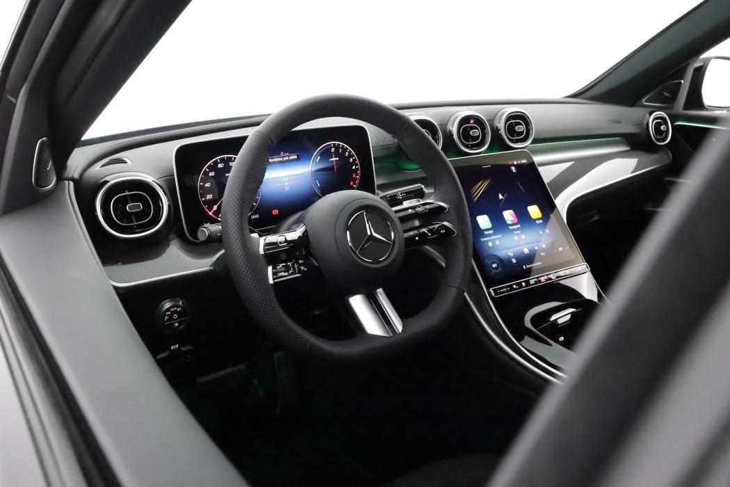 Mercedes-Benz C 2025