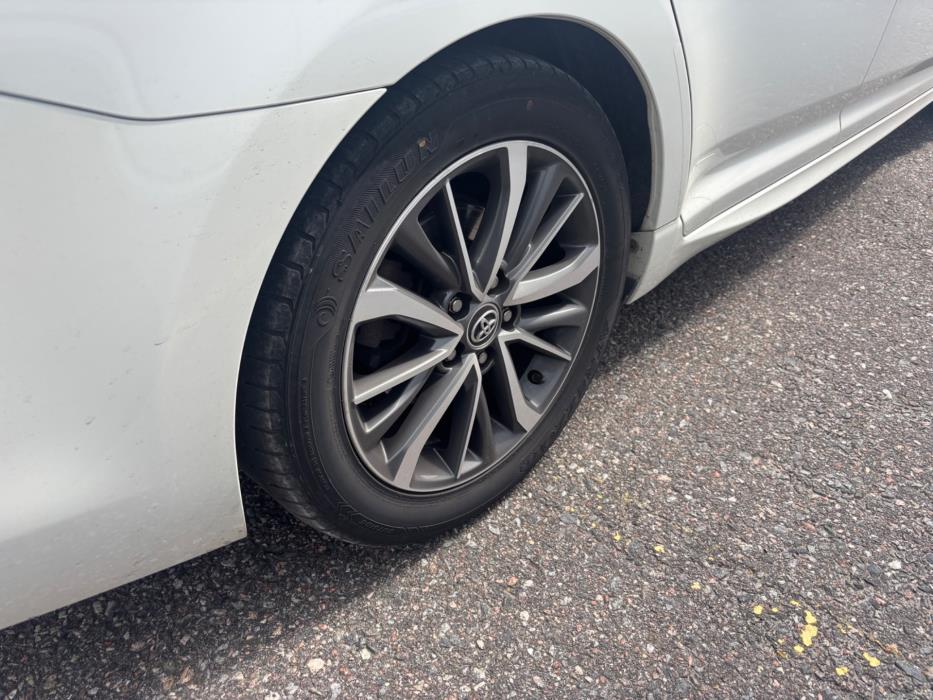 Toyota Avensis 2017