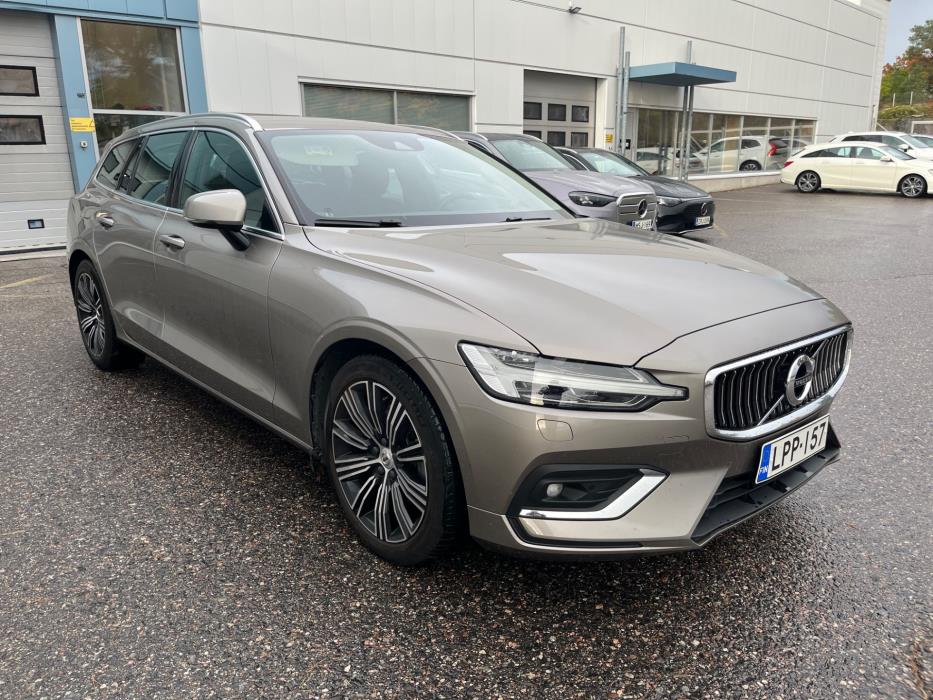 Volvo V60 2021