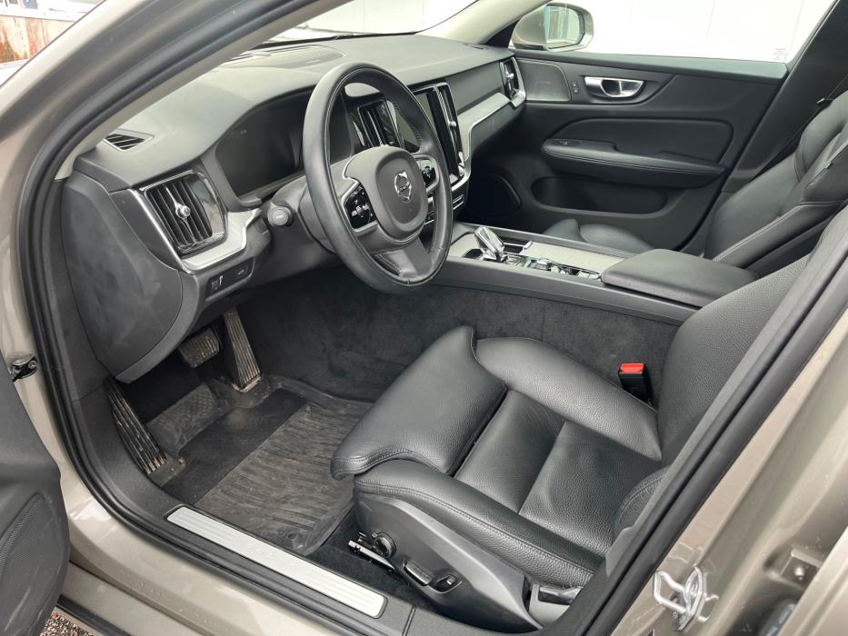 Volvo V60 2021