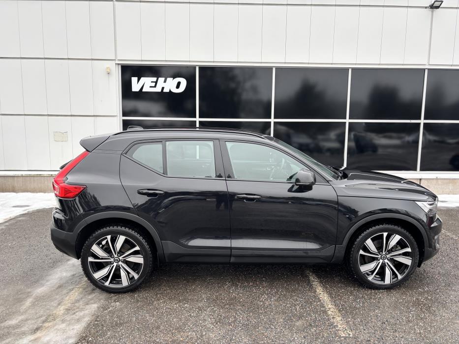 Volvo XC40 2022