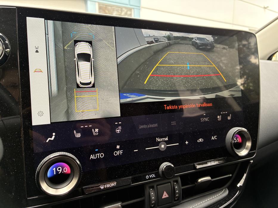 Lexus NX 2023