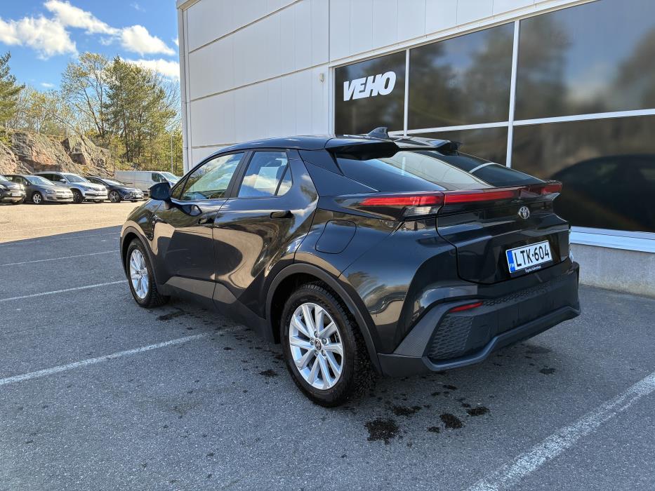 Toyota C-HR 2025