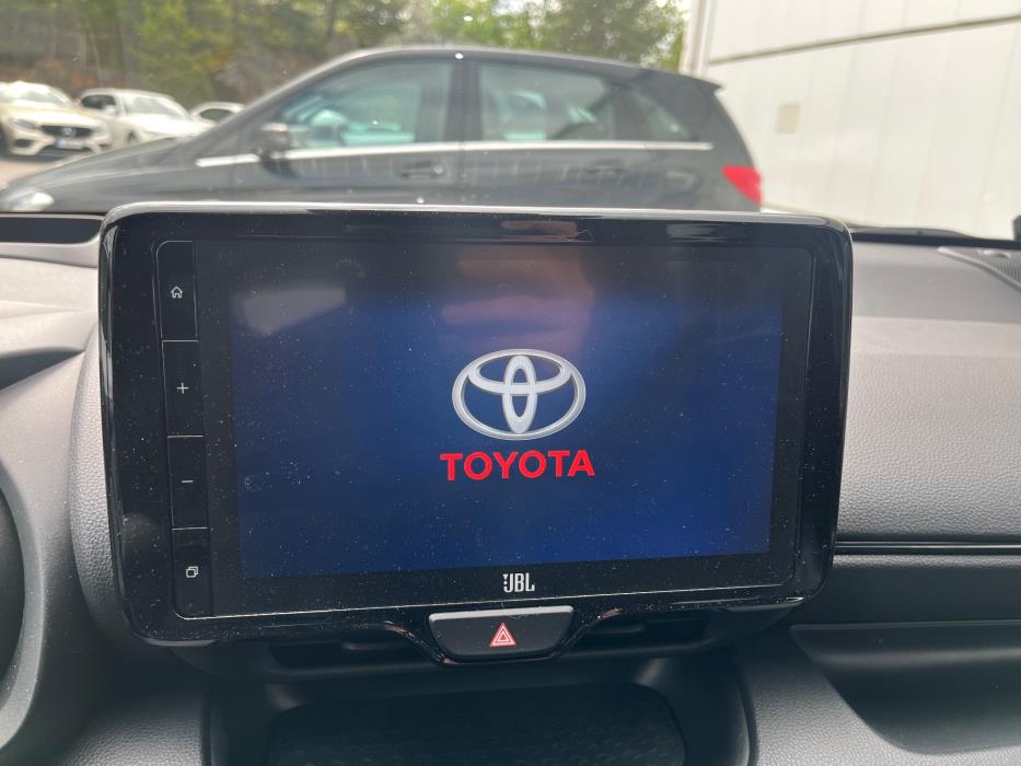 Toyota Yaris 2023