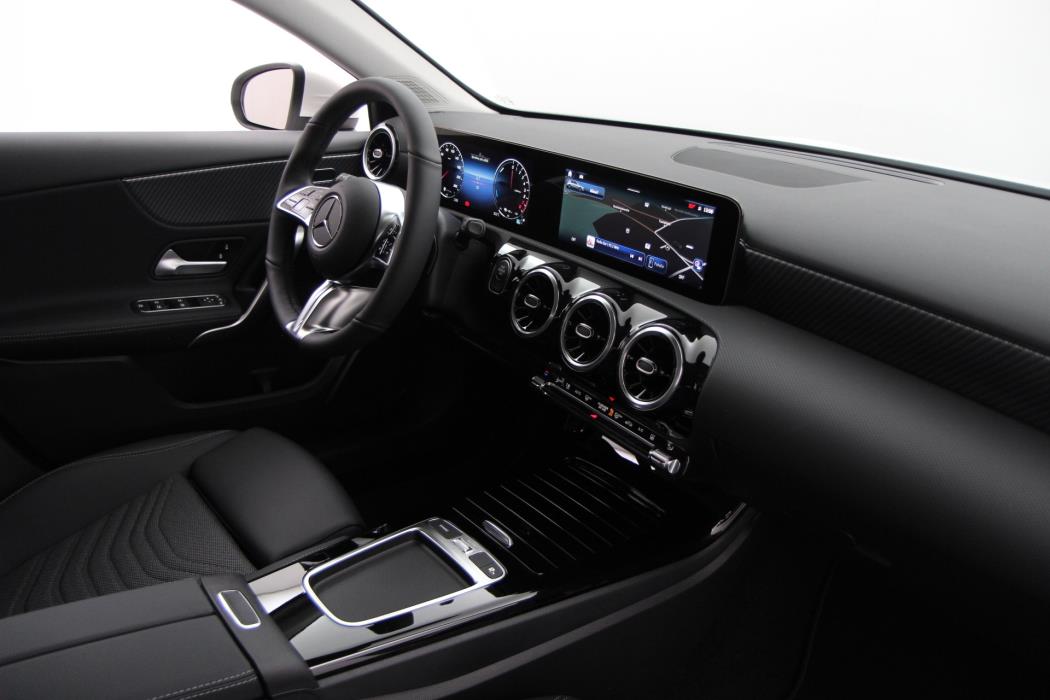 Mercedes-Benz A 2025
