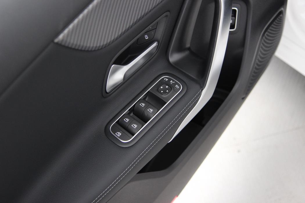 Mercedes-Benz A 2025