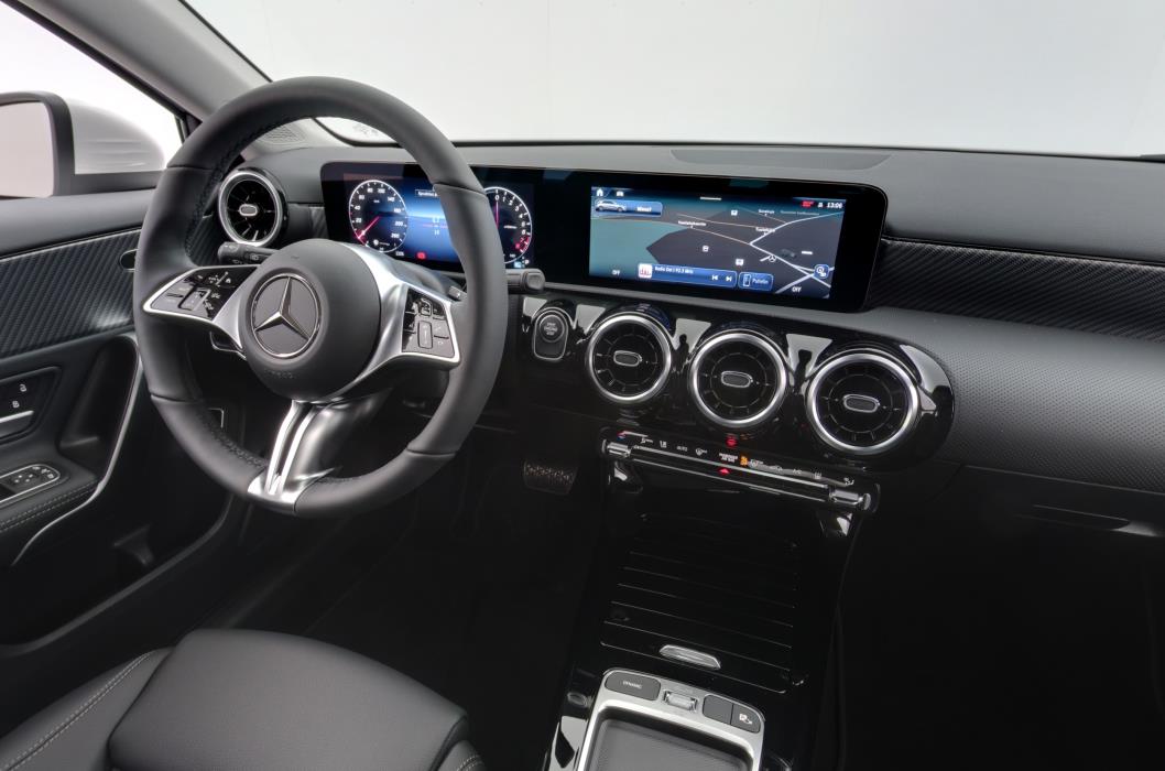 Mercedes-Benz A 2025