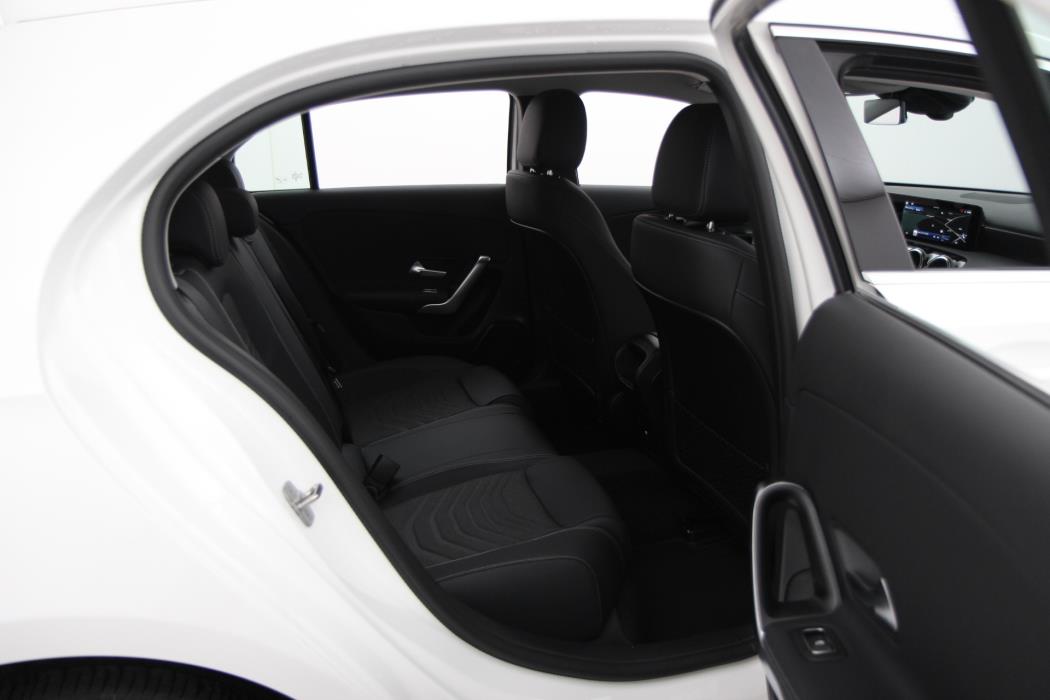 Mercedes-Benz A 2025