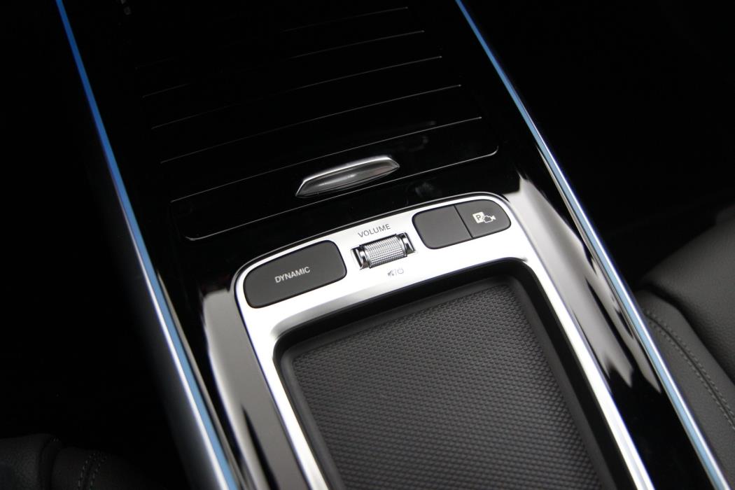 Mercedes-Benz EQA 2025