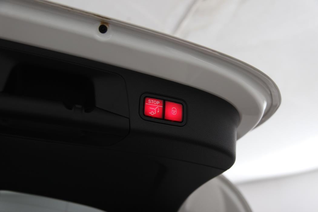 Mercedes-Benz EQA 2025