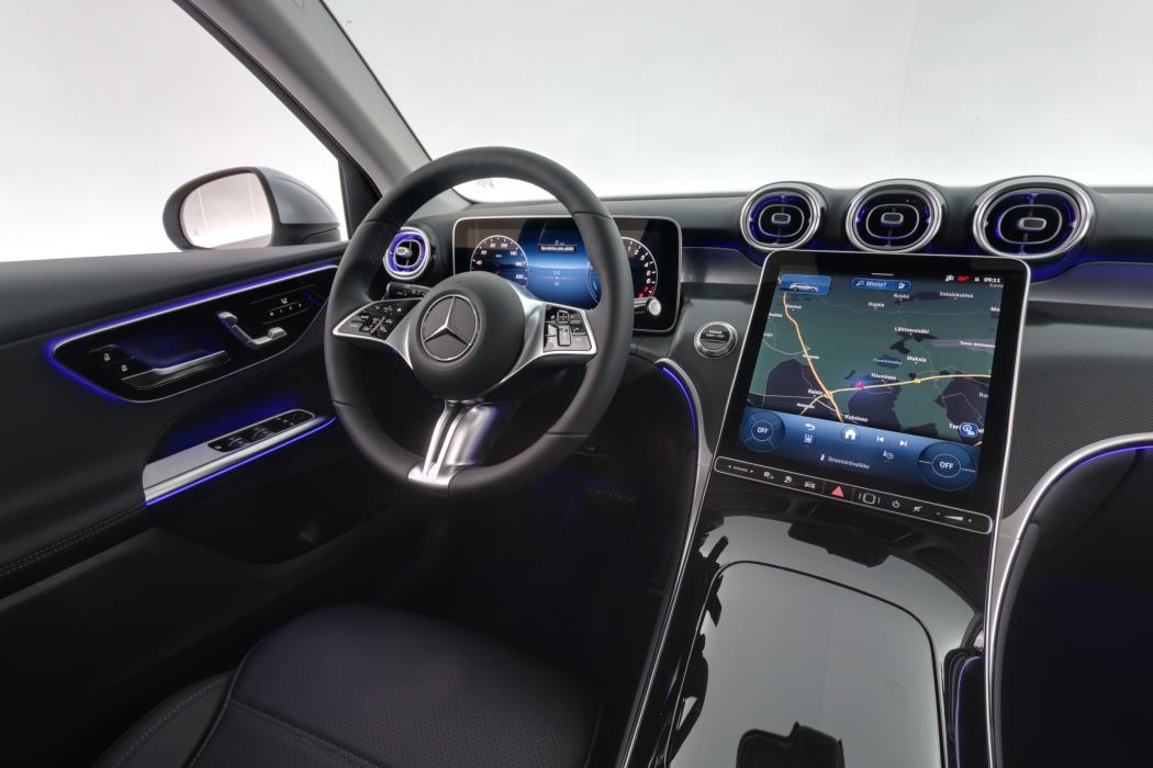 Mercedes-Benz GLC 2025
