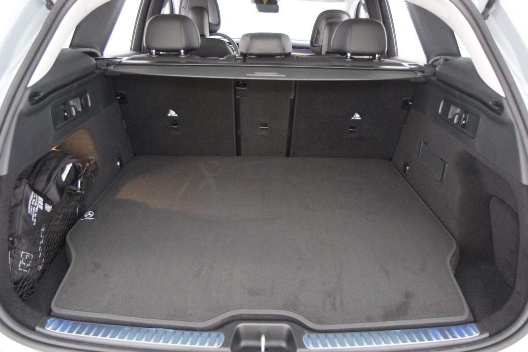 Mercedes-Benz GLC 2025
