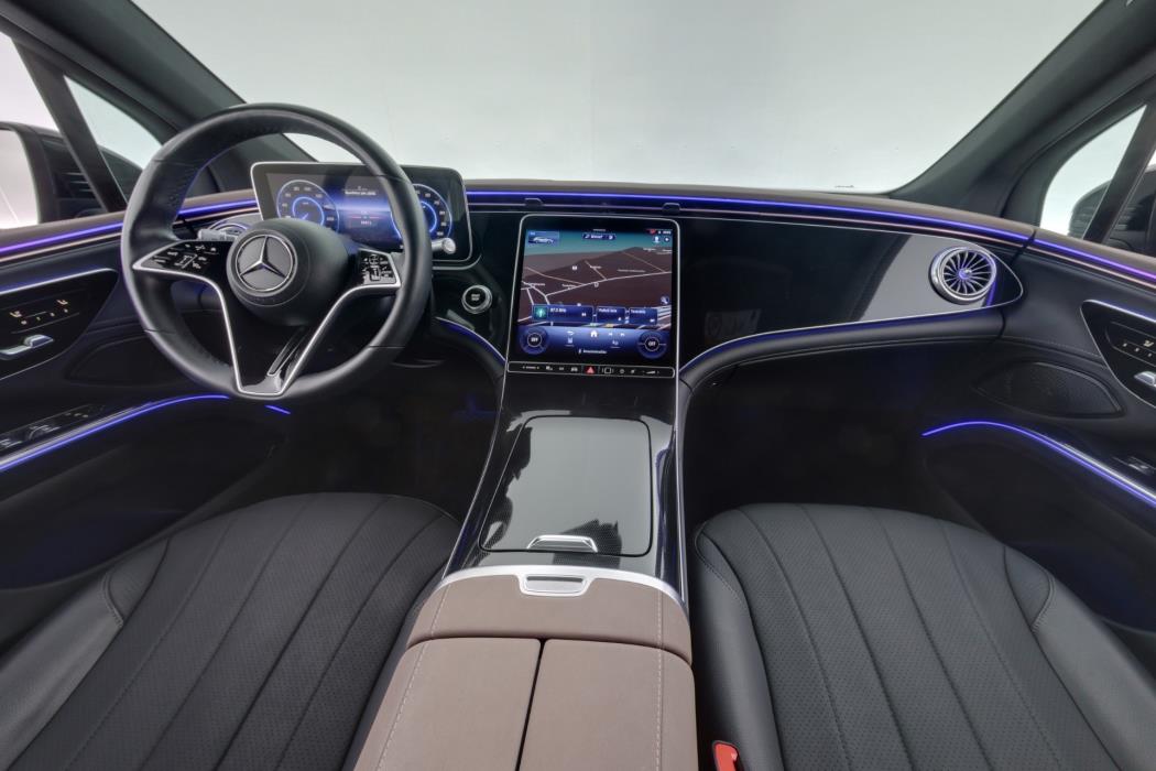 Mercedes-Benz EQS SUV 2023