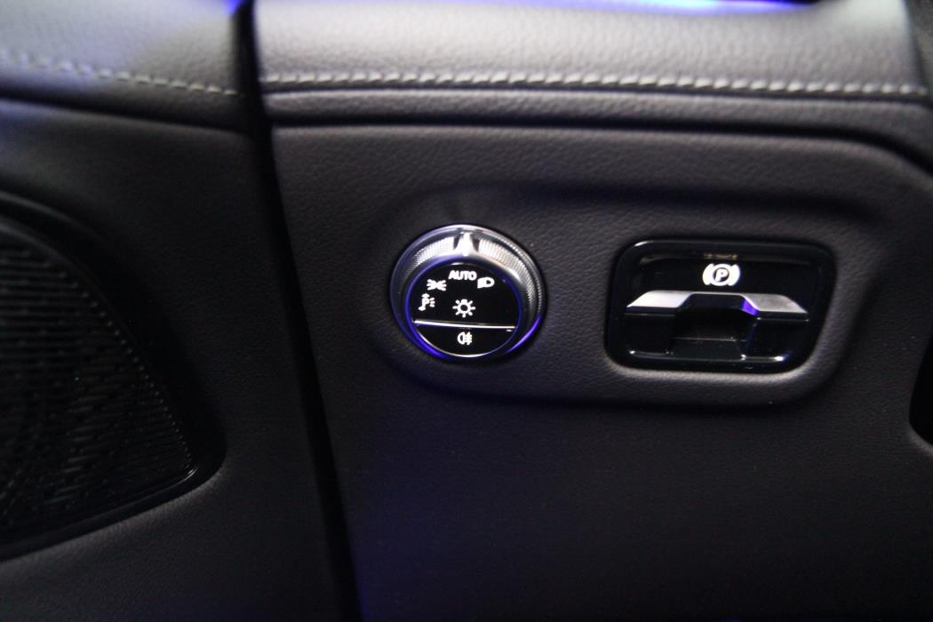 Mercedes-Benz EQS SUV 2023