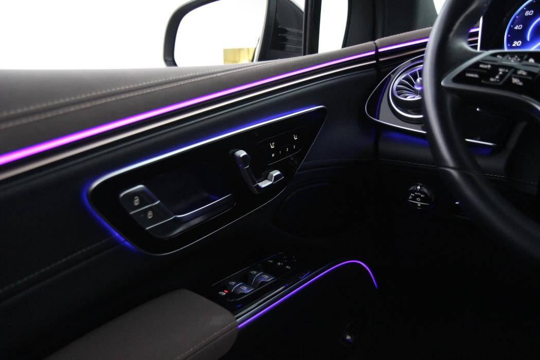 Mercedes-Benz EQS SUV 2023