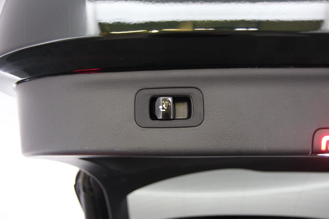 Mercedes-Benz EQS SUV 2023