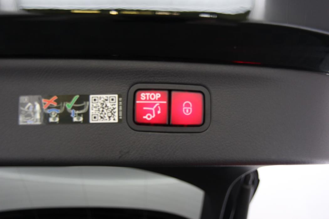 Mercedes-Benz EQS SUV 2023
