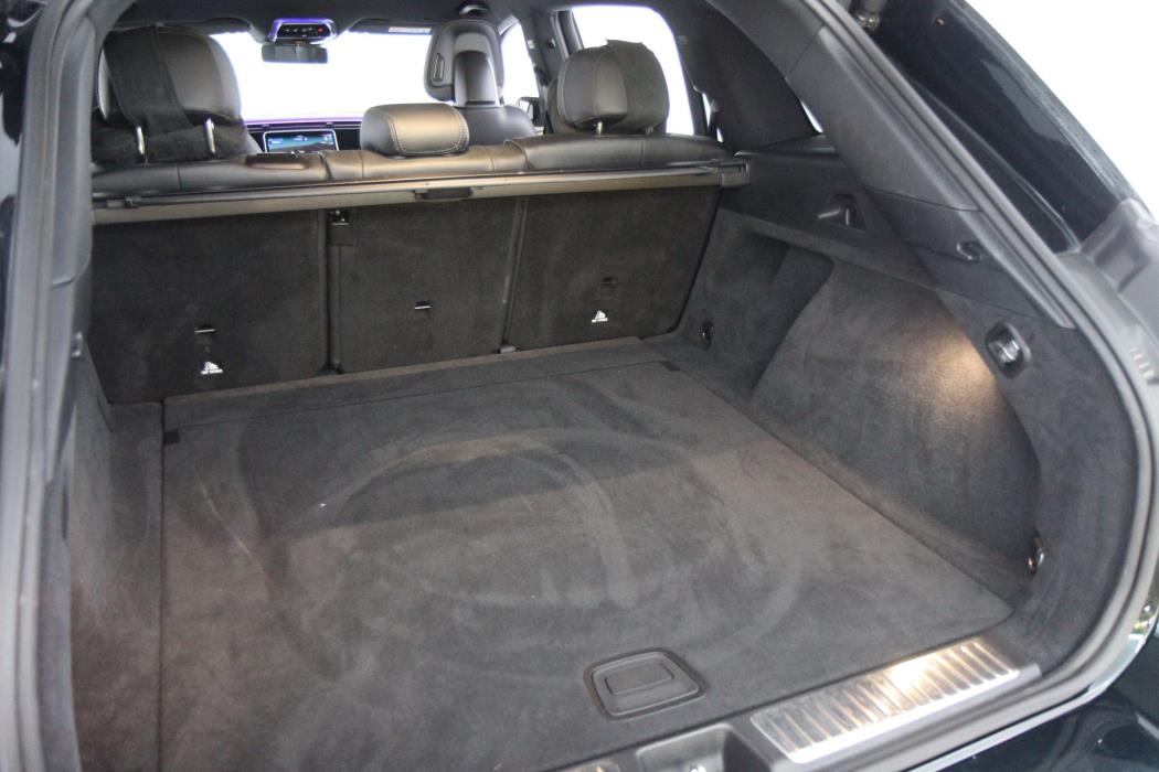 Mercedes-Benz EQS SUV 2023