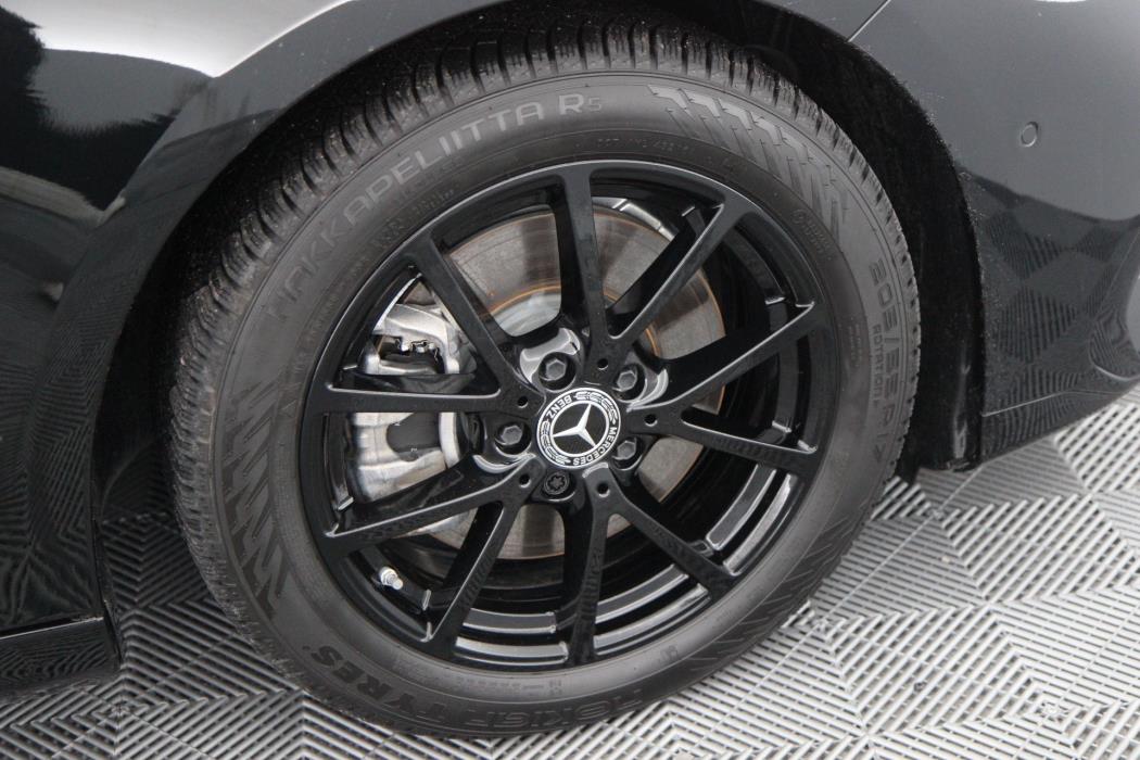Mercedes-Benz CLA 2025