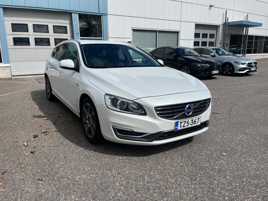 Volvo V60 2015