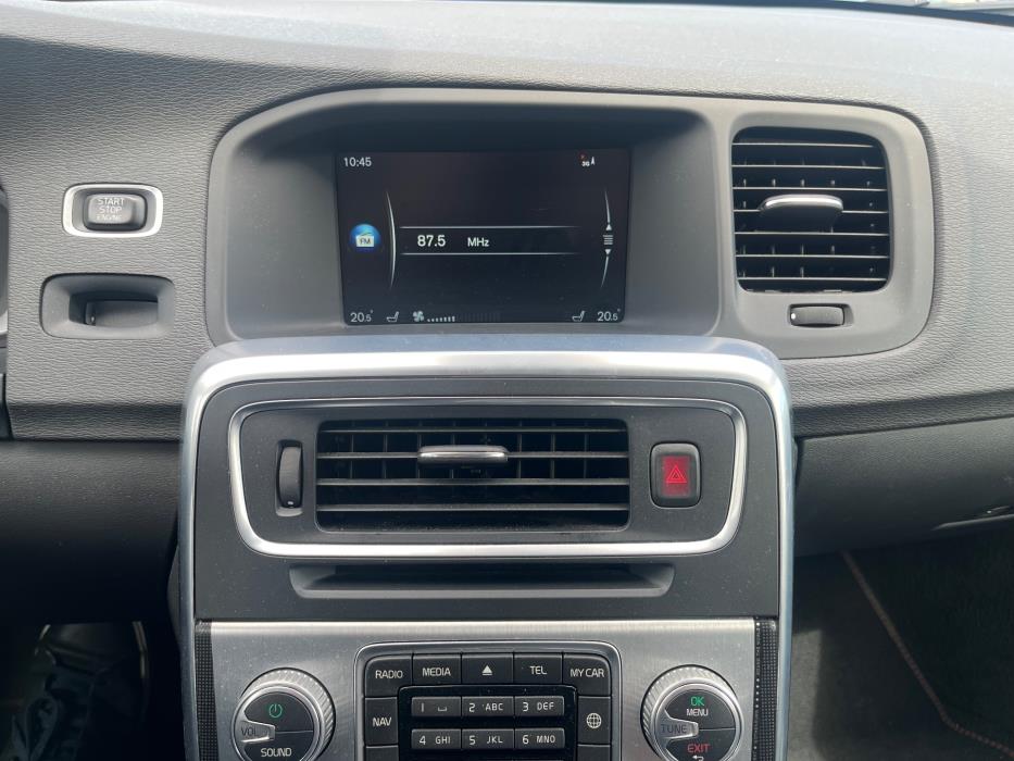 Volvo V60 2015