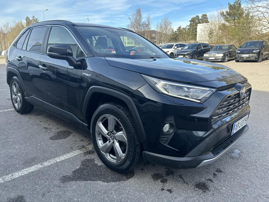 TOYOTA RAV4 2020