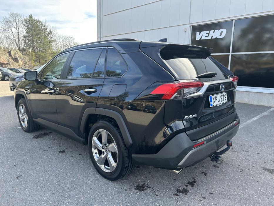 TOYOTA RAV4 2020