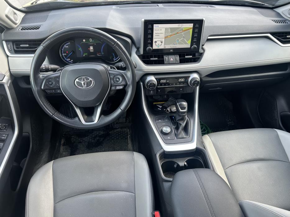 TOYOTA RAV4 2020