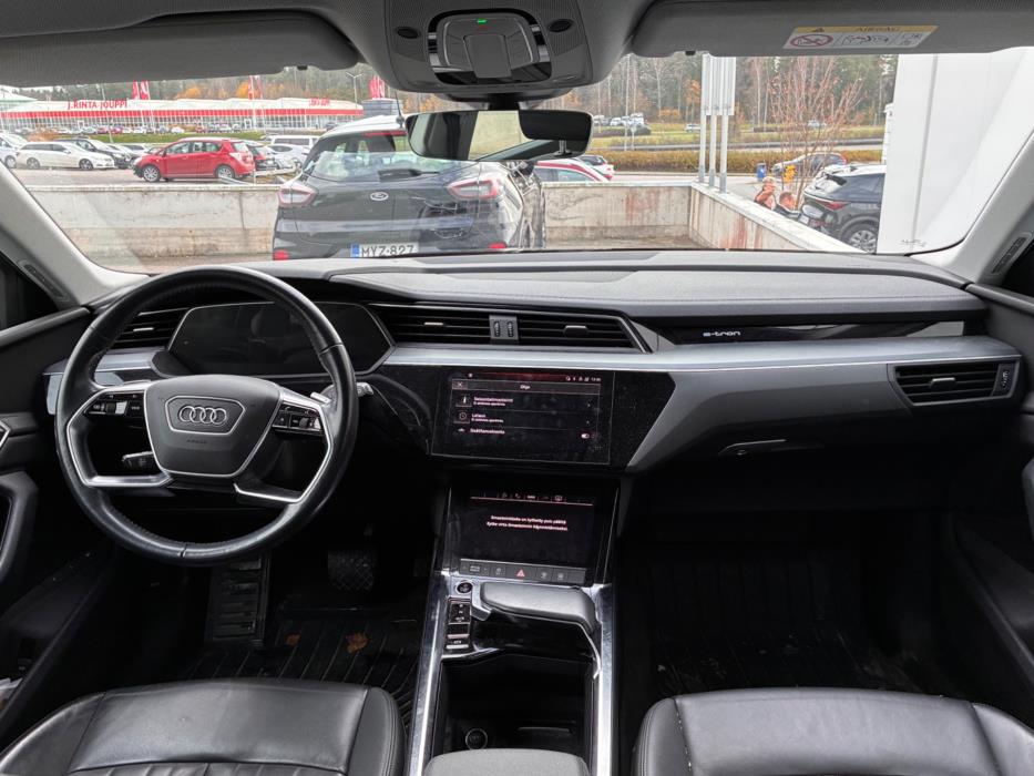Audi e-tron 2021