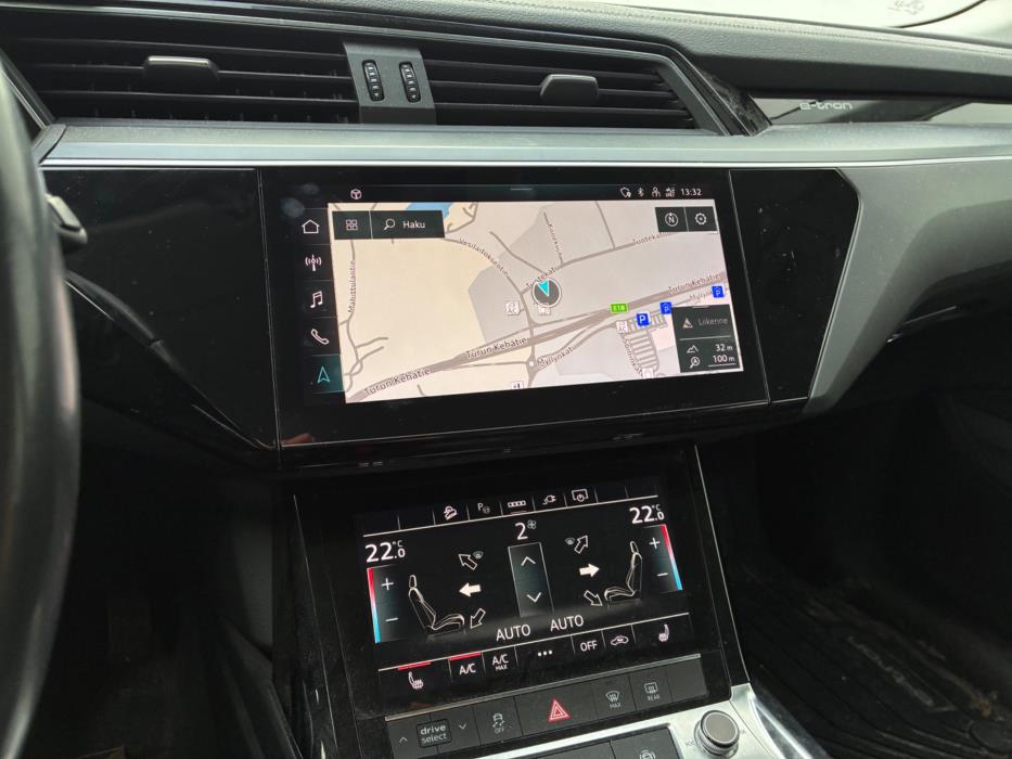 Audi e-tron 2021