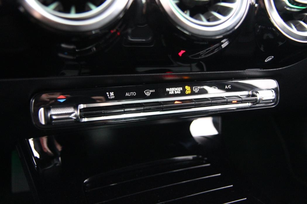 Mercedes-Benz A 2023
