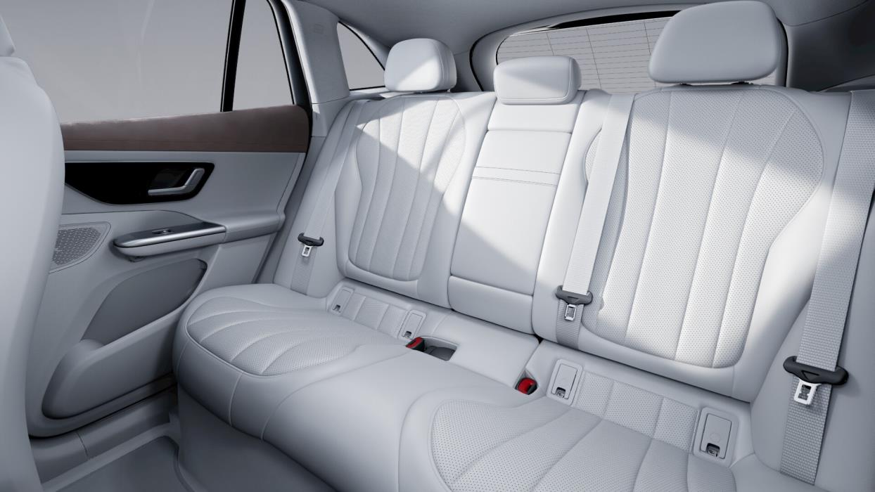 Mercedes-Benz EQE SUV 2023