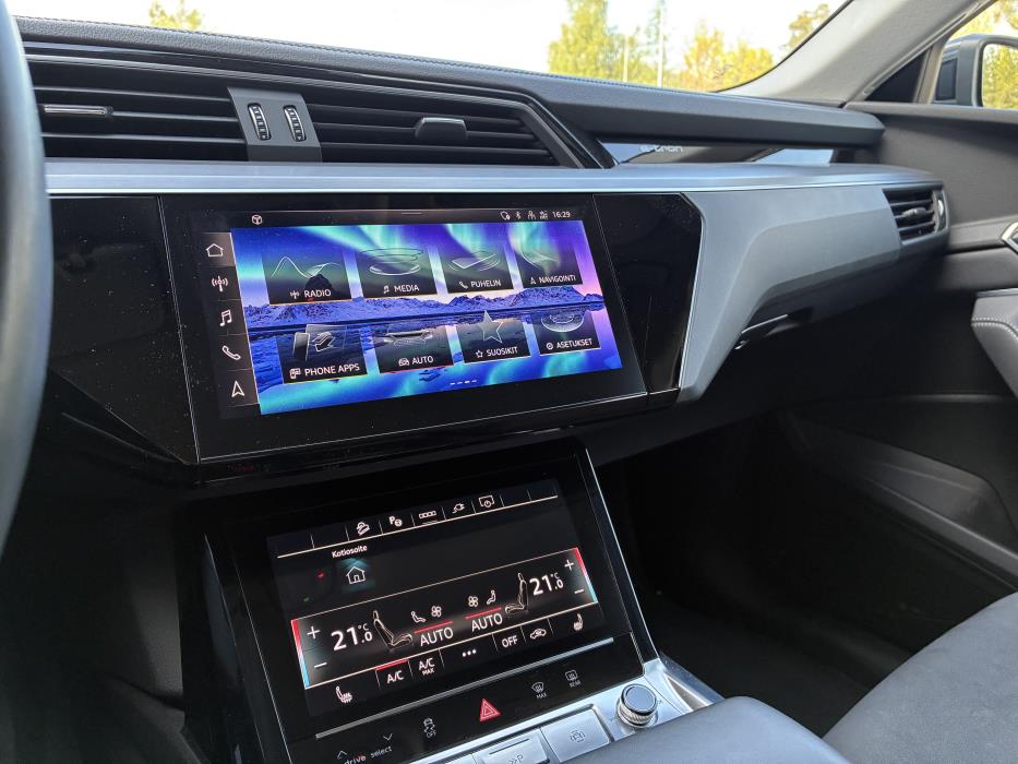 Audi Q8 e-tron 2024