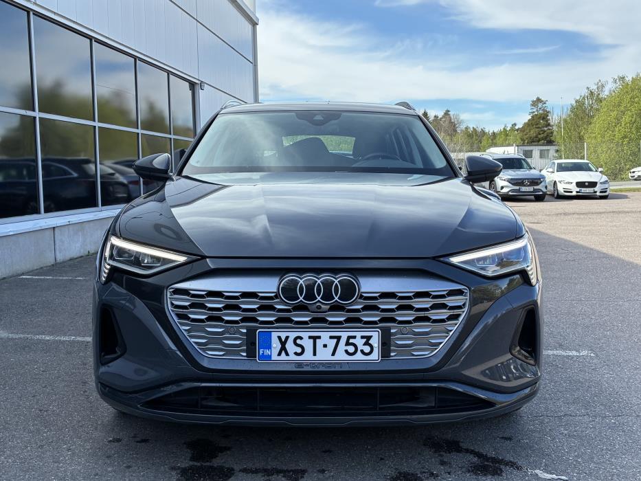 Audi Q8 e-tron 2024