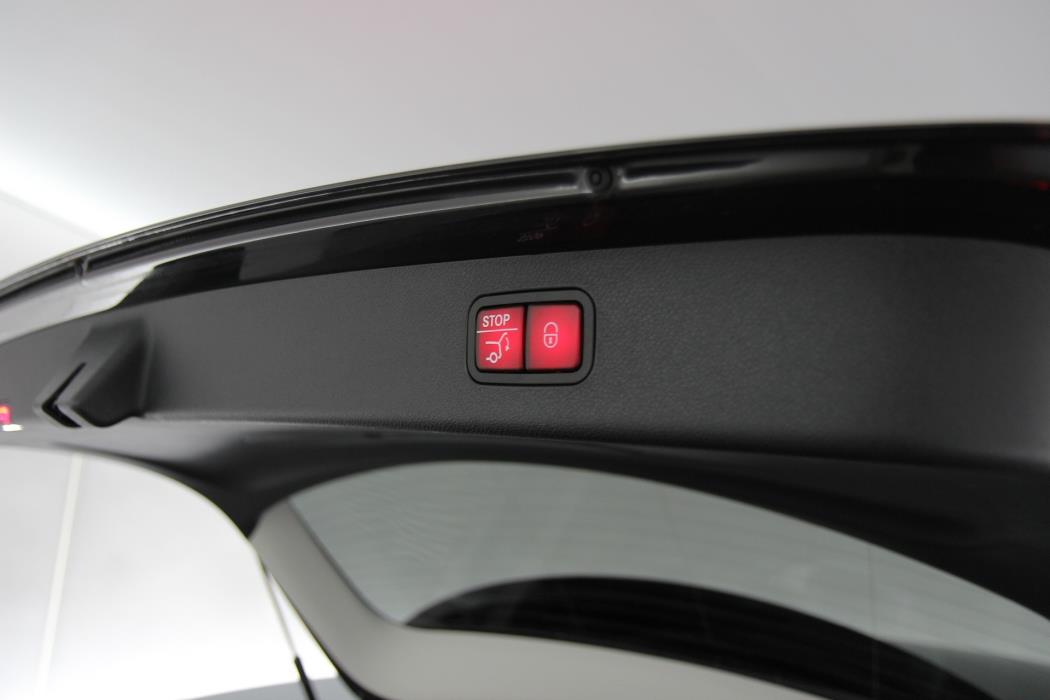 Mercedes-Benz E 2023
