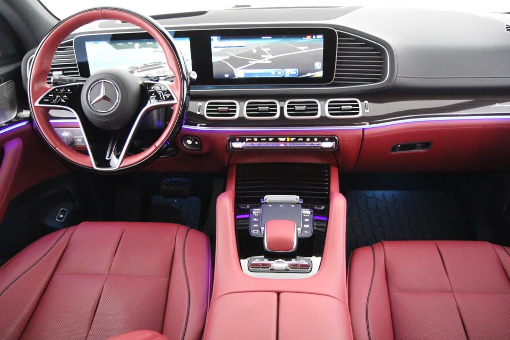 Mercedes-Benz GLS 2025