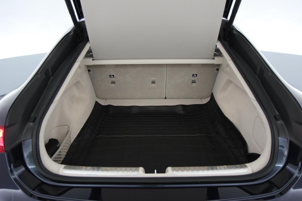 Mercedes-Benz EQS 2023