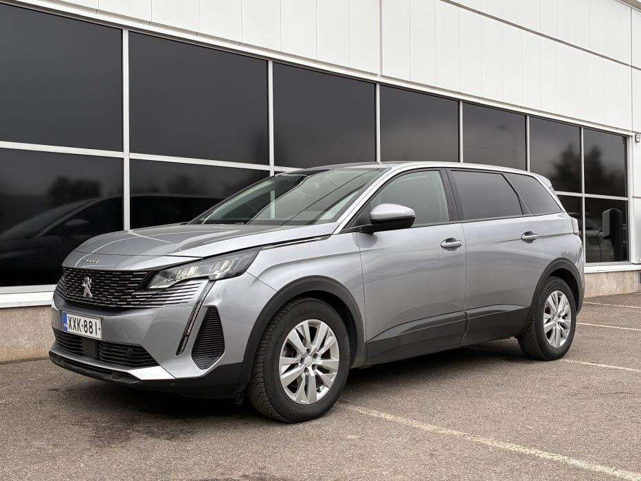 Peugeot 5008 2021