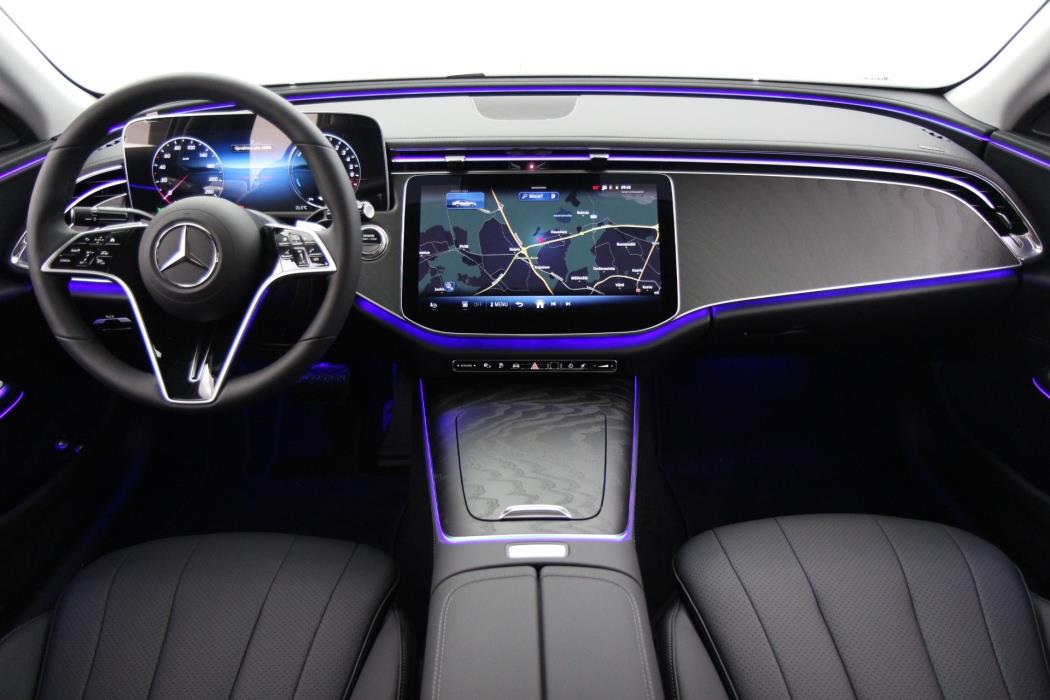 Mercedes-Benz E 2025