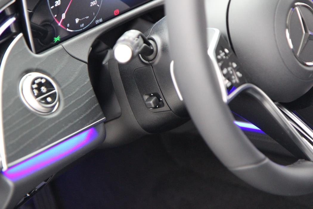 Mercedes-Benz E 2025