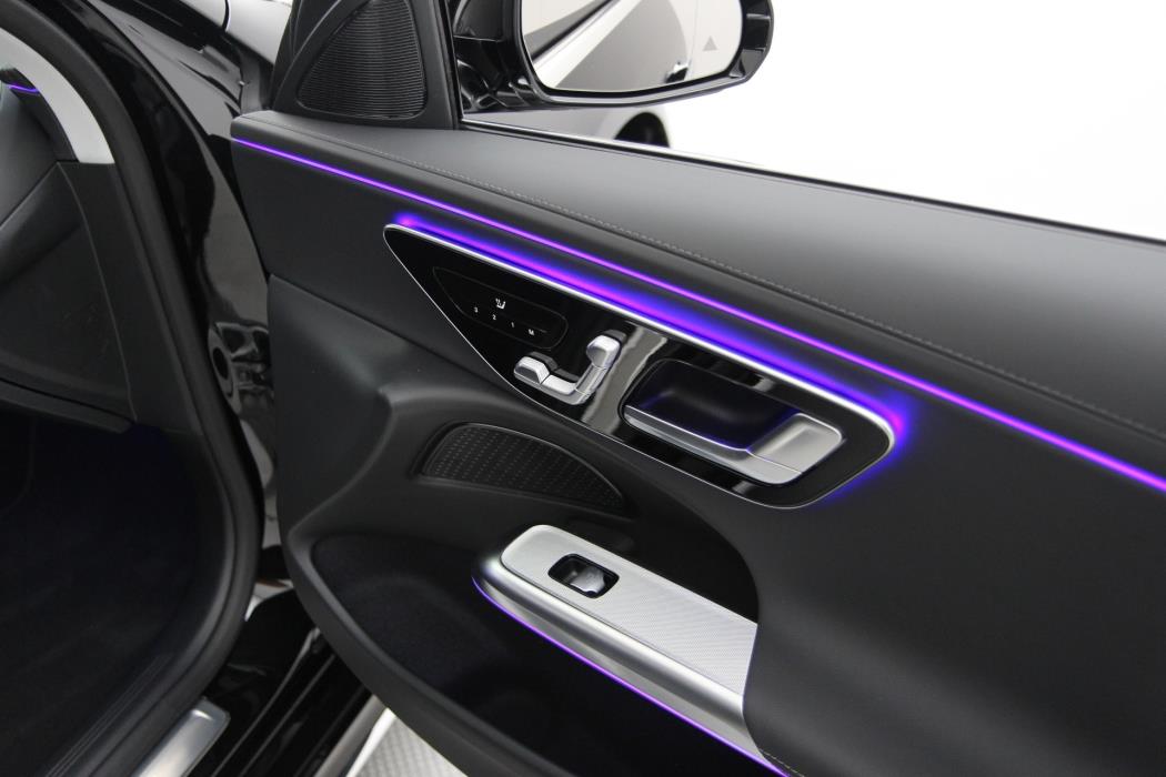 Mercedes-Benz E 2025