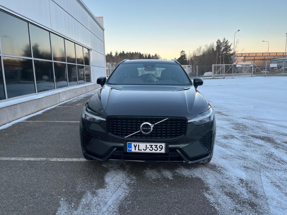 Volvo XC60 2022