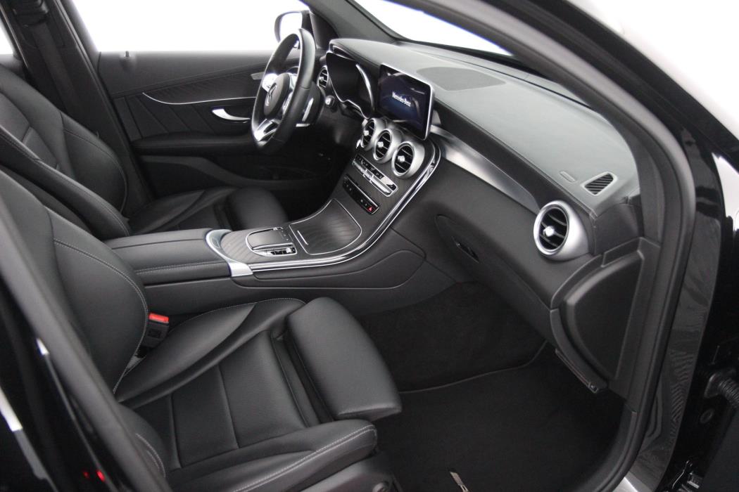 Mercedes-Benz GLC 2023