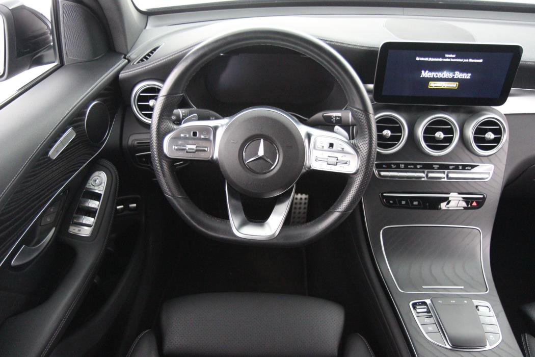 Mercedes-Benz GLC 2023