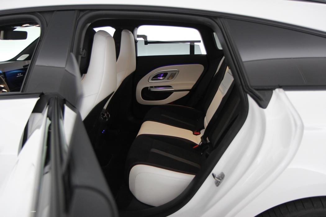 Mercedes-Benz CLA 2026
